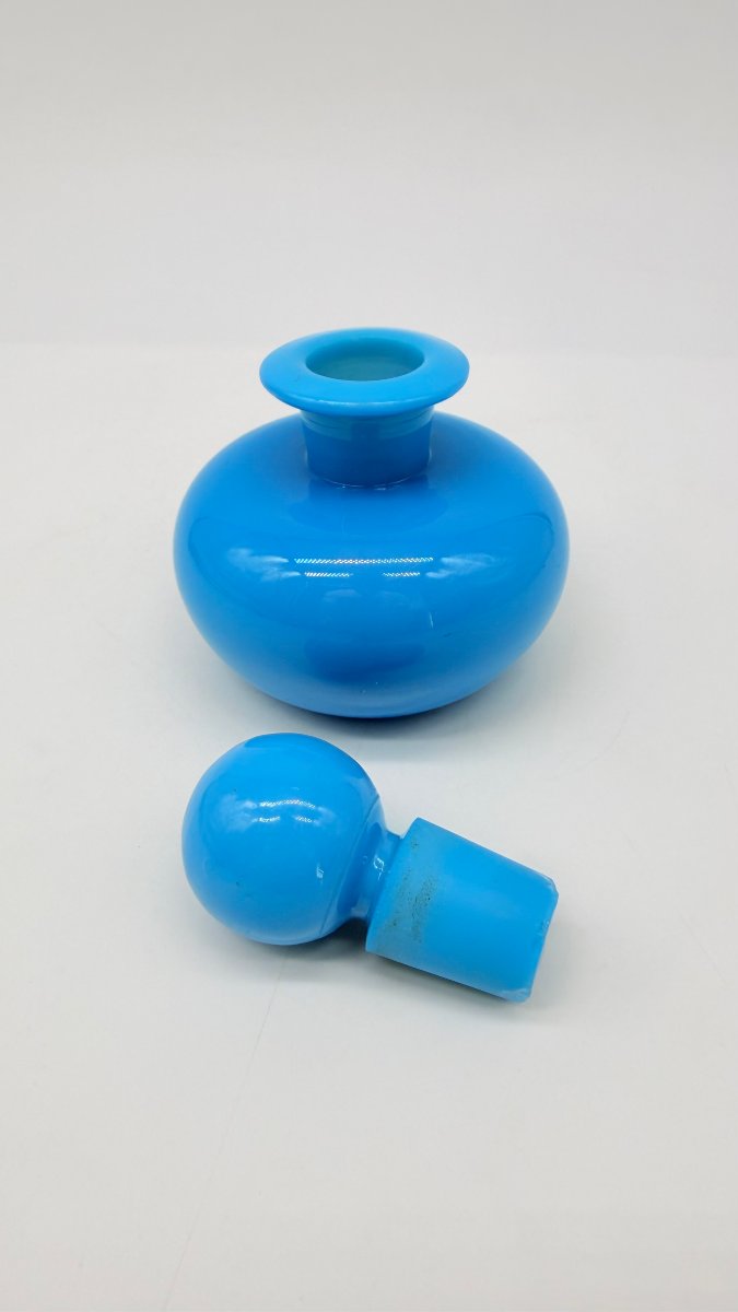 Flacon à parfum globulaire  en opaline bleu turquoise, France, époque Napoléon III-photo-2