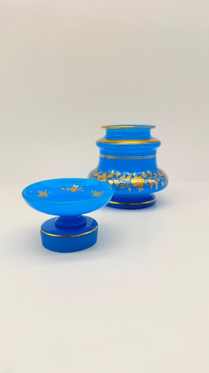 Rare Turquoise Blue Opaline Sponge Pot With Gold Enamel Decoration, Circa 1850-photo-2