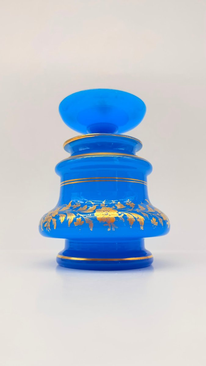 Rare Turquoise Blue Opaline Sponge Pot With Gold Enamel Decoration, Circa 1850-photo-4