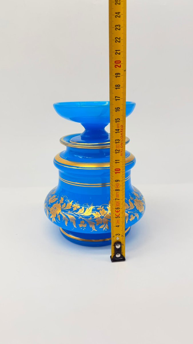 Rare Turquoise Blue Opaline Sponge Pot With Gold Enamel Decoration, Circa 1850-photo-3