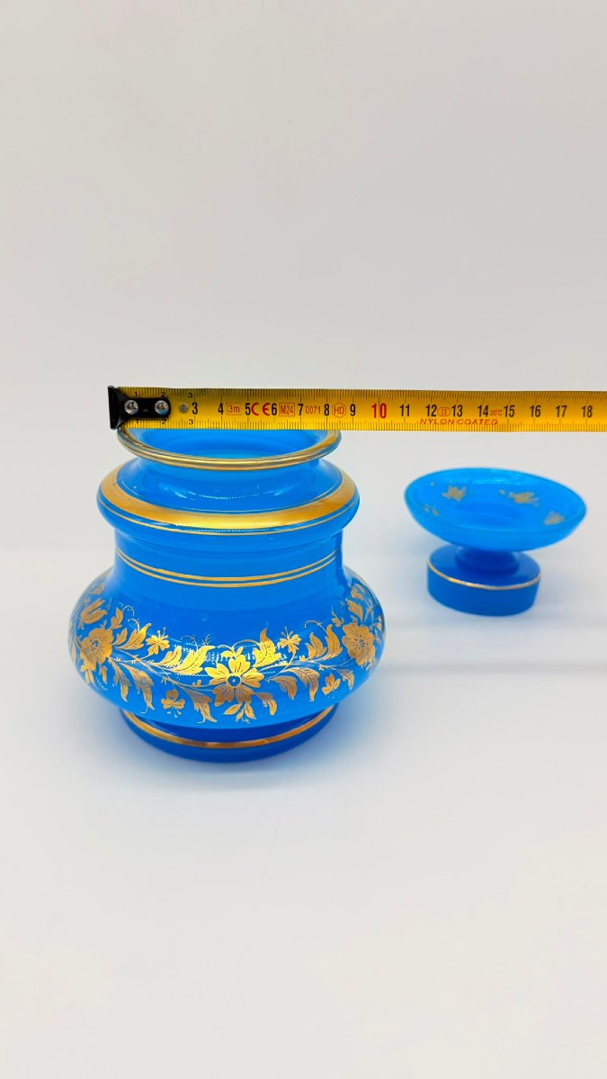 Rare Turquoise Blue Opaline Sponge Pot With Gold Enamel Decoration, Circa 1850-photo-7