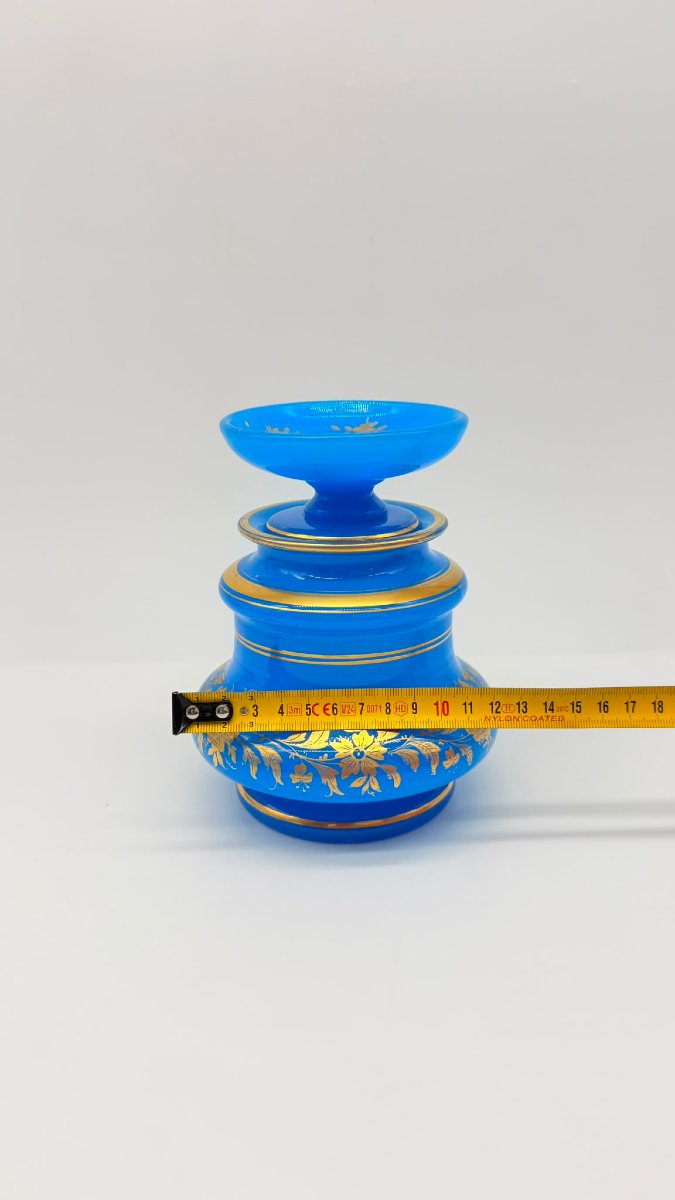 Rare Turquoise Blue Opaline Sponge Pot With Gold Enamel Decoration, Circa 1850-photo-8