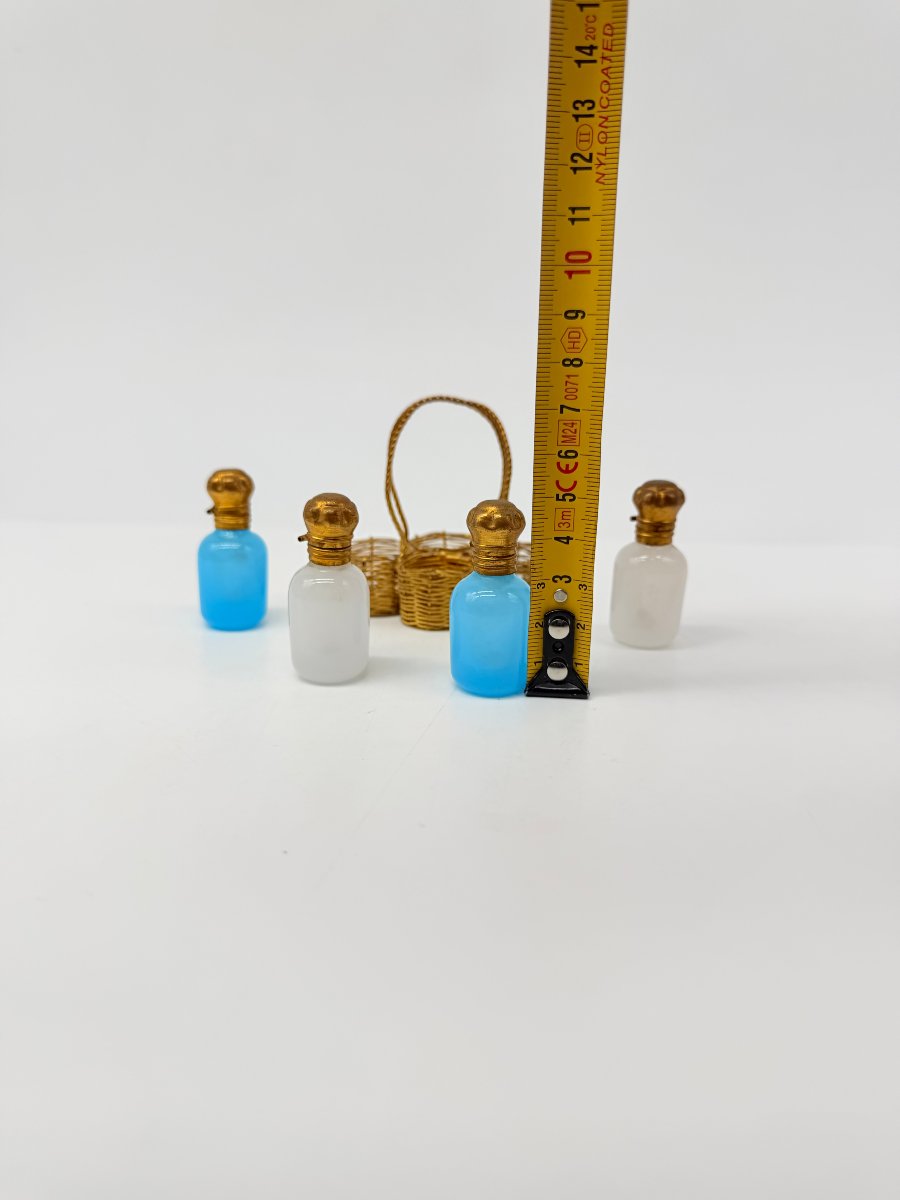 Napoleon III Miniature Travel Necessaire With Opaline Scent Bottles And Gilt Brass-photo-6