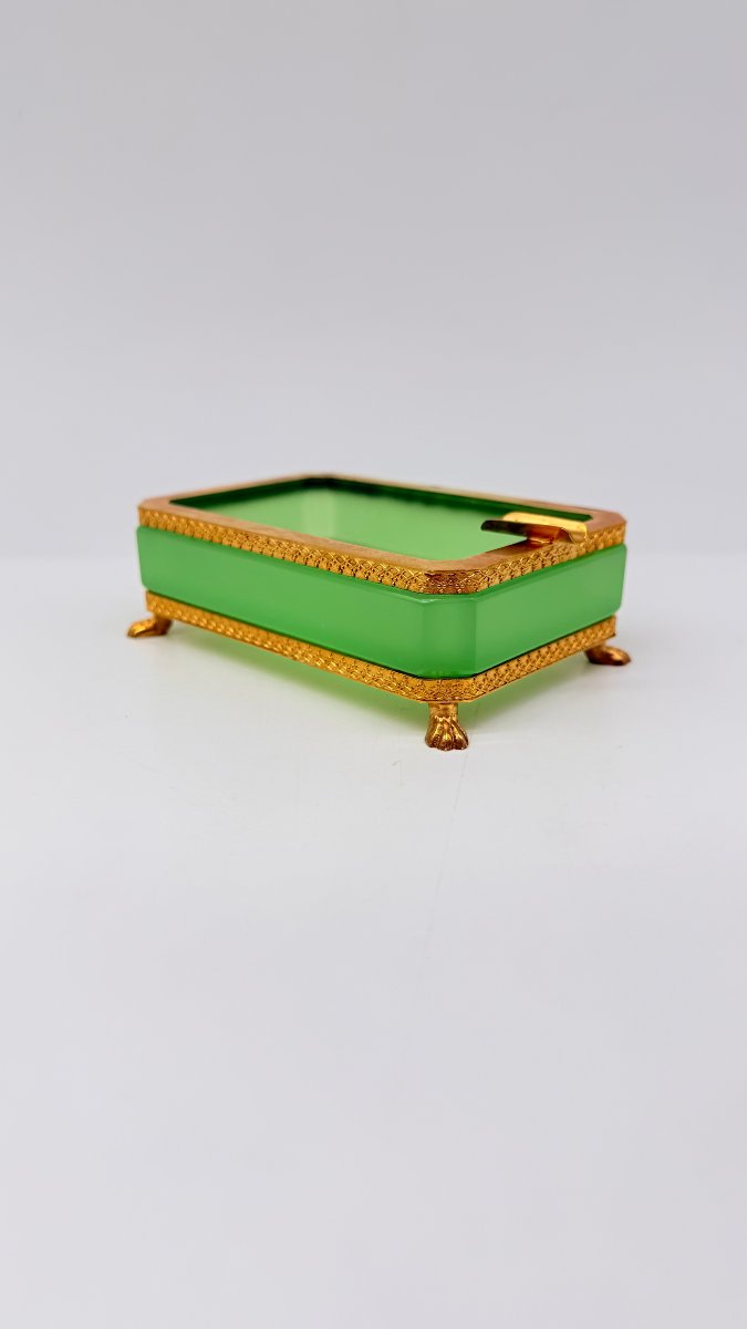 Cendrier de table en opaline vert chrysoprase et bronze doré, Charles X / Louis-Philippe #2-photo-2