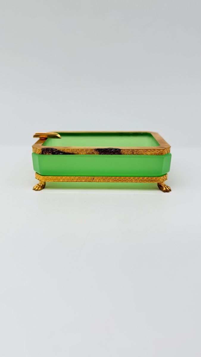 Cendrier de table en opaline vert chrysoprase et bronze doré, Charles X / Louis-Philippe #2-photo-5