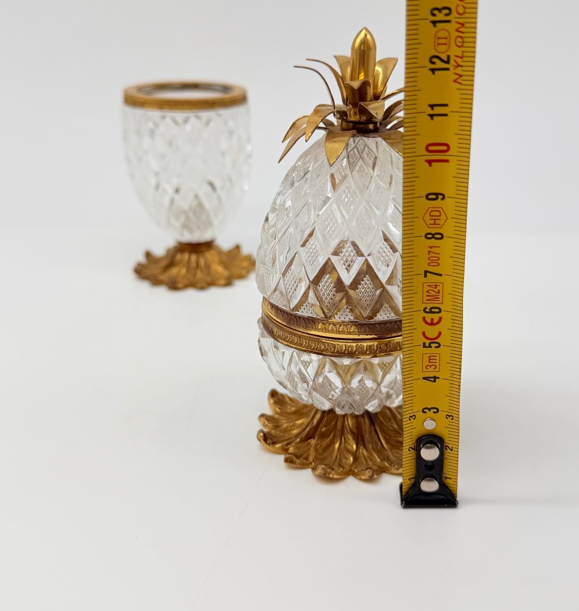  Paire de boîtes couvertes formant ananas en cristal taillé et bronze doré, époque Charles X-photo-5