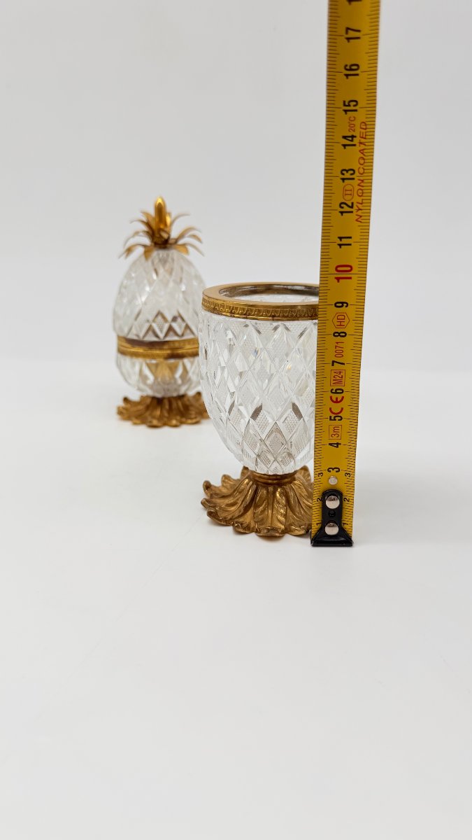  Paire de boîtes couvertes formant ananas en cristal taillé et bronze doré, époque Charles X-photo-8