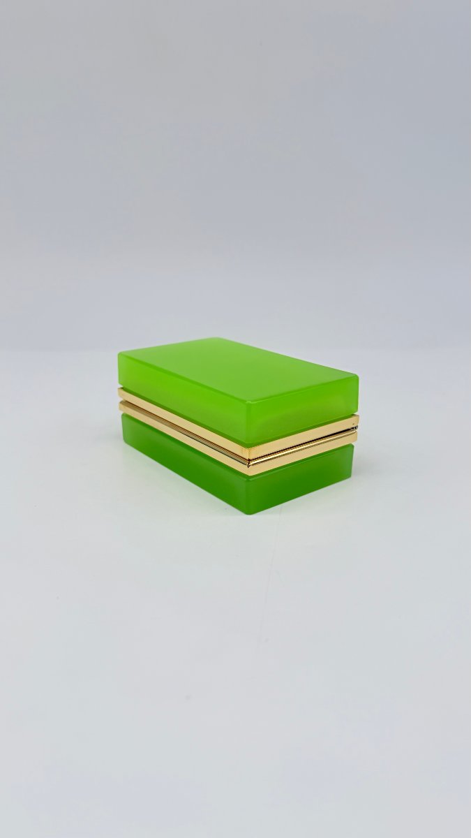 Boîte couverte en opaline vert chrysoprase à monture en bronze doré, Napoléon III 