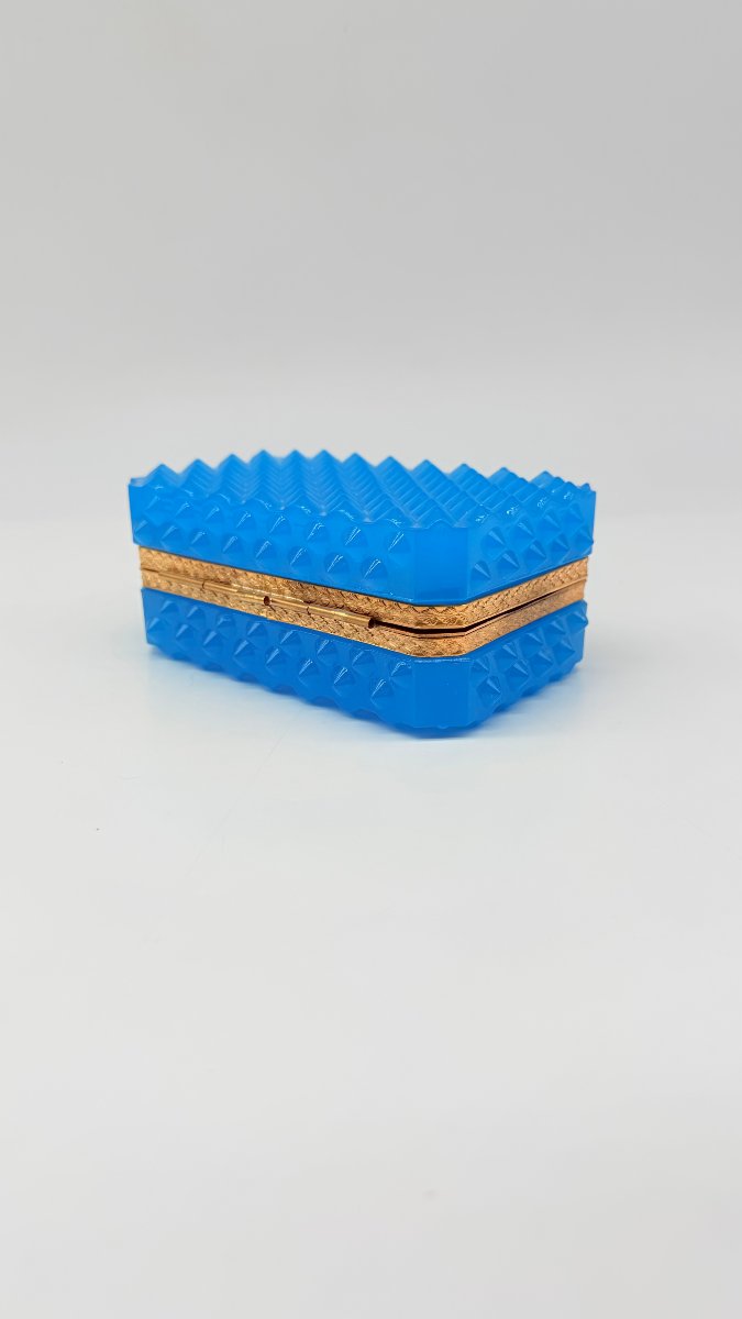  Azure Blue Opaline Covered Box With Guilloché Gilt Bronze Mount, Napoleon III -photo-3