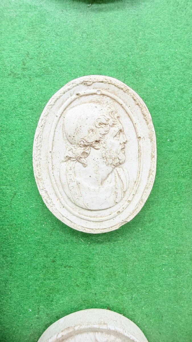  Ensemble de douze empreintes d'intailles en plâtre moulé, Italie XIXe siècle-photo-7
