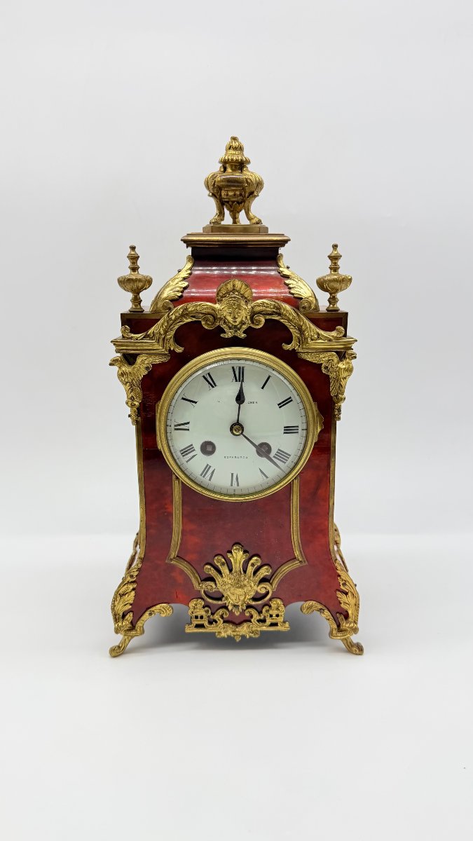 Hamilton & Inches / Vincenti & Cie A Louis XIV-style Table Clock In Red Tortoiseshell (or Boull