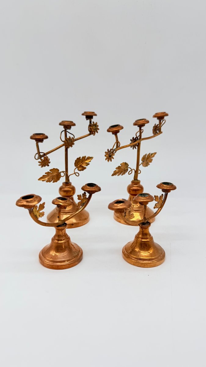 Ensemble de quatre candélabres de table en métal doré, époque Art Nouveau, vers 1900 -photo-3