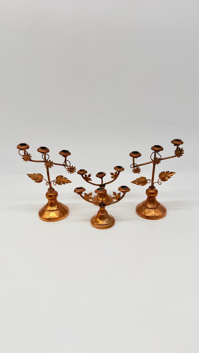 Ensemble de quatre candélabres de table en métal doré, époque Art Nouveau, vers 1900 -photo-5