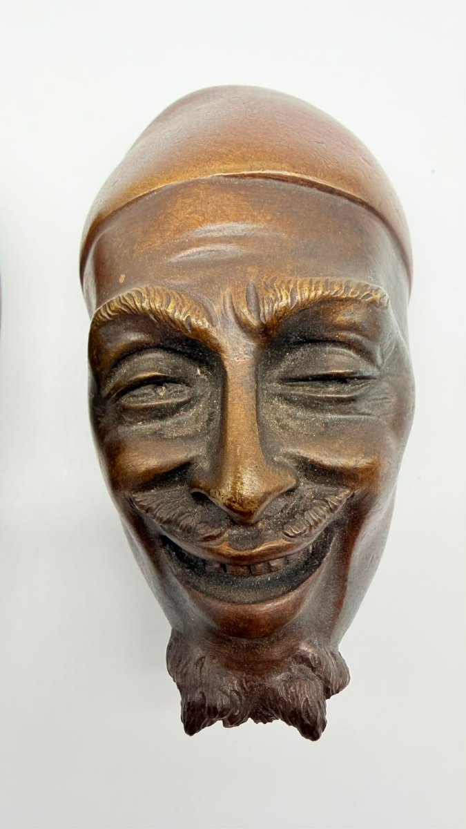  Paire de têtes grotesques en noix de corozo, travail populaire européen, XIXe siècle -photo-3