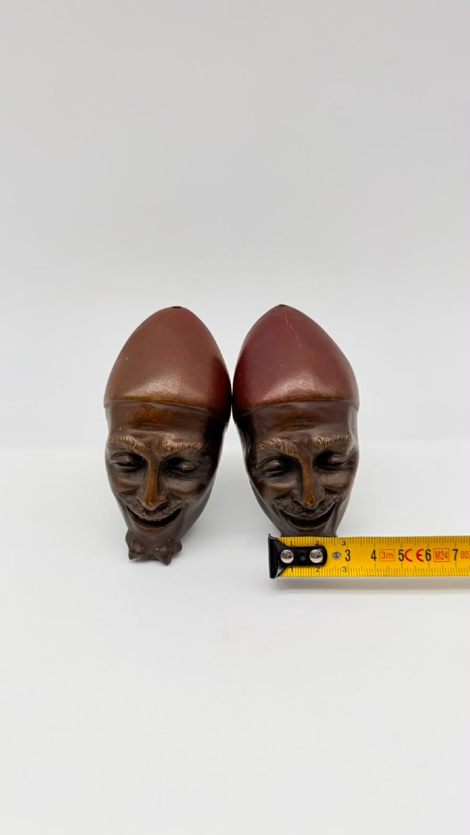  Paire de têtes grotesques en noix de corozo, travail populaire européen, XIXe siècle -photo-6