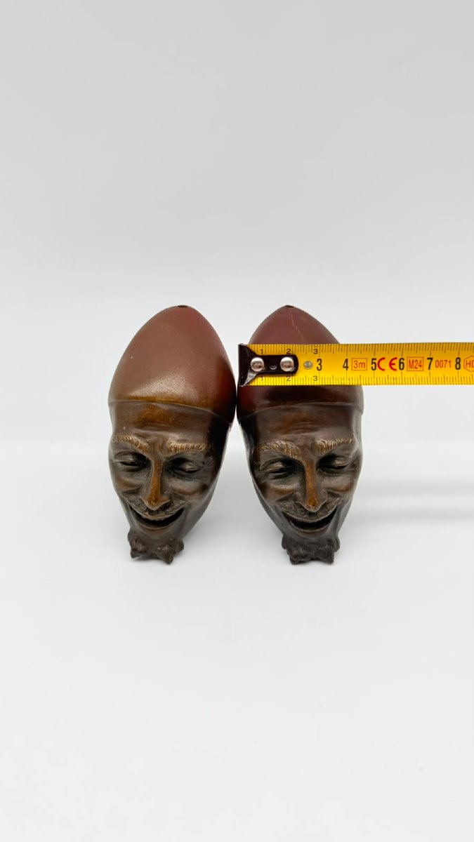  Paire de têtes grotesques en noix de corozo, travail populaire européen, XIXe siècle -photo-7