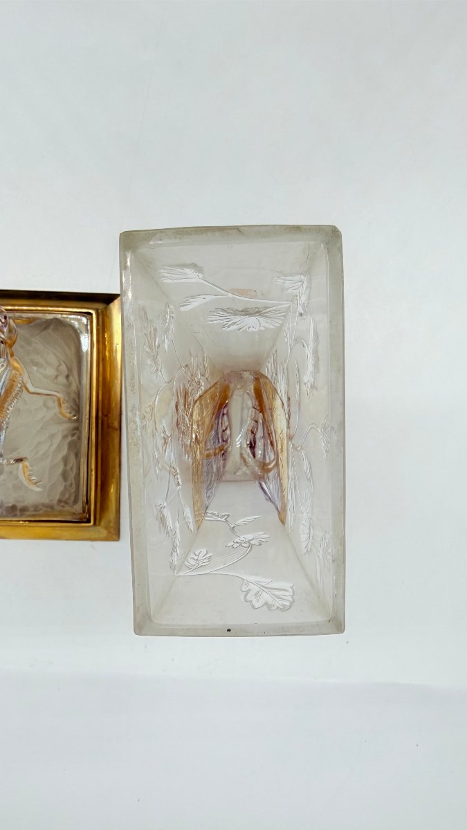 Paire de vases « Sauterelle » en cristal moulé, gravé et émaillé, Baccarat, 1878-photo-4