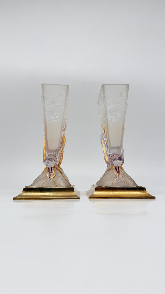 Paire de vases « Sauterelle » en cristal moulé, gravé et émaillé, Baccarat, 1878-photo-2