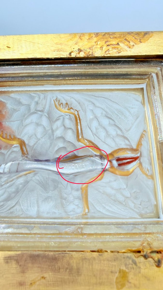 Paire de vases « Sauterelle » en cristal moulé, gravé et émaillé, Baccarat, 1878-photo-7