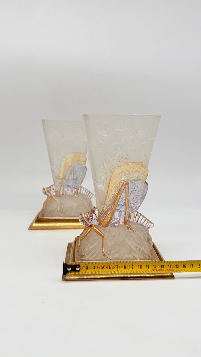 Paire de vases « Sauterelle » en cristal moulé, gravé et émaillé, Baccarat, 1878-photo-8