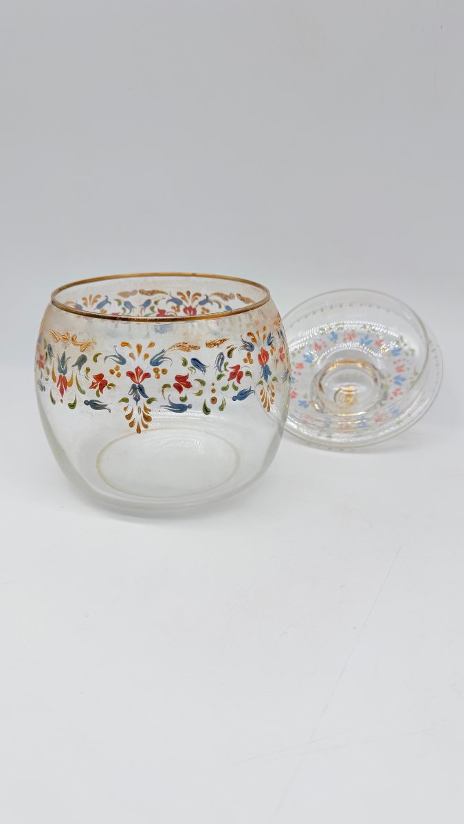 Bonbonnière en verre émaillé polychrome dans le goût ottoman, Bohême, fin du XIXe siècle-photo-4