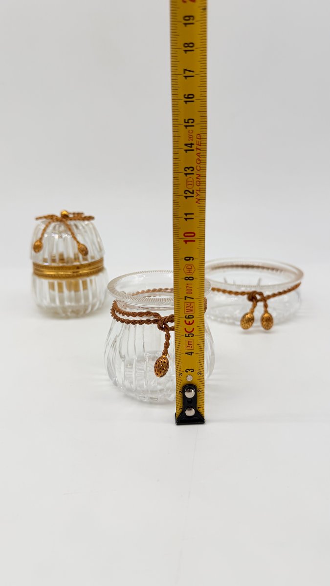 A French Gilt-bronze Mounted Moulded Crystal Toilette Garniture,  Baccarat, Late 19 Th-photo-4