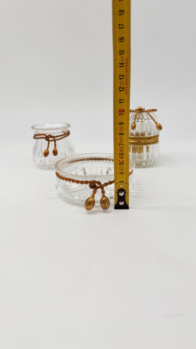 A French Gilt-bronze Mounted Moulded Crystal Toilette Garniture,  Baccarat, Late 19 Th-photo-6