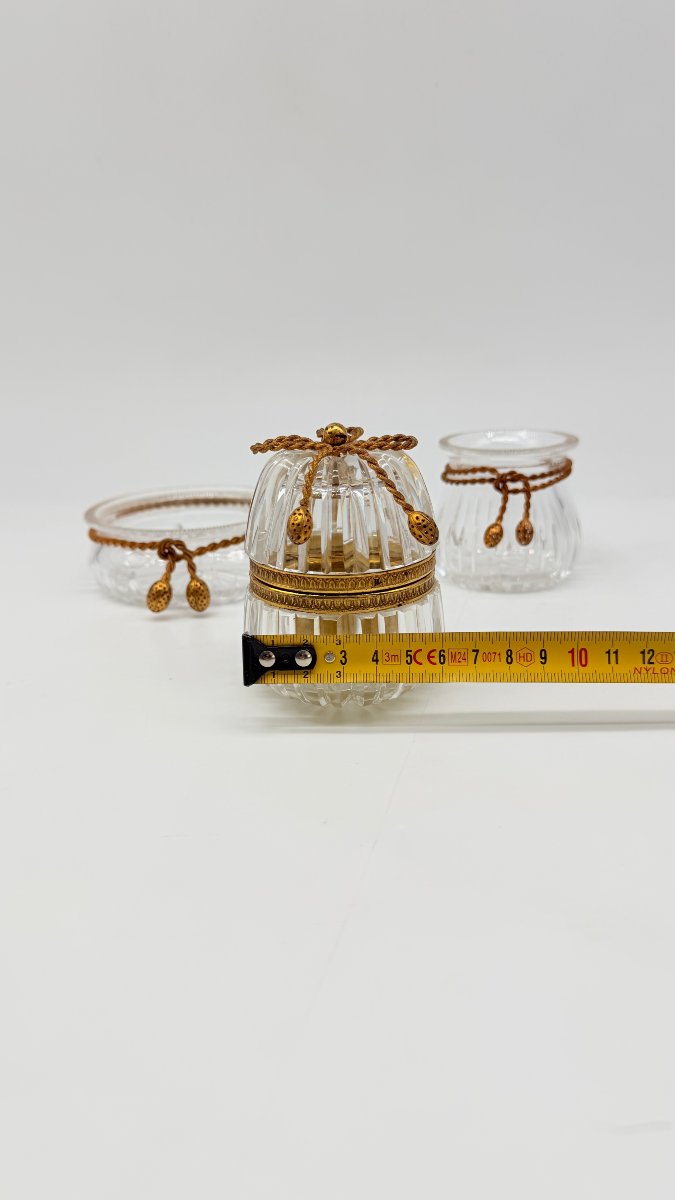 A French Gilt-bronze Mounted Moulded Crystal Toilette Garniture,  Baccarat, Late 19 Th-photo-7