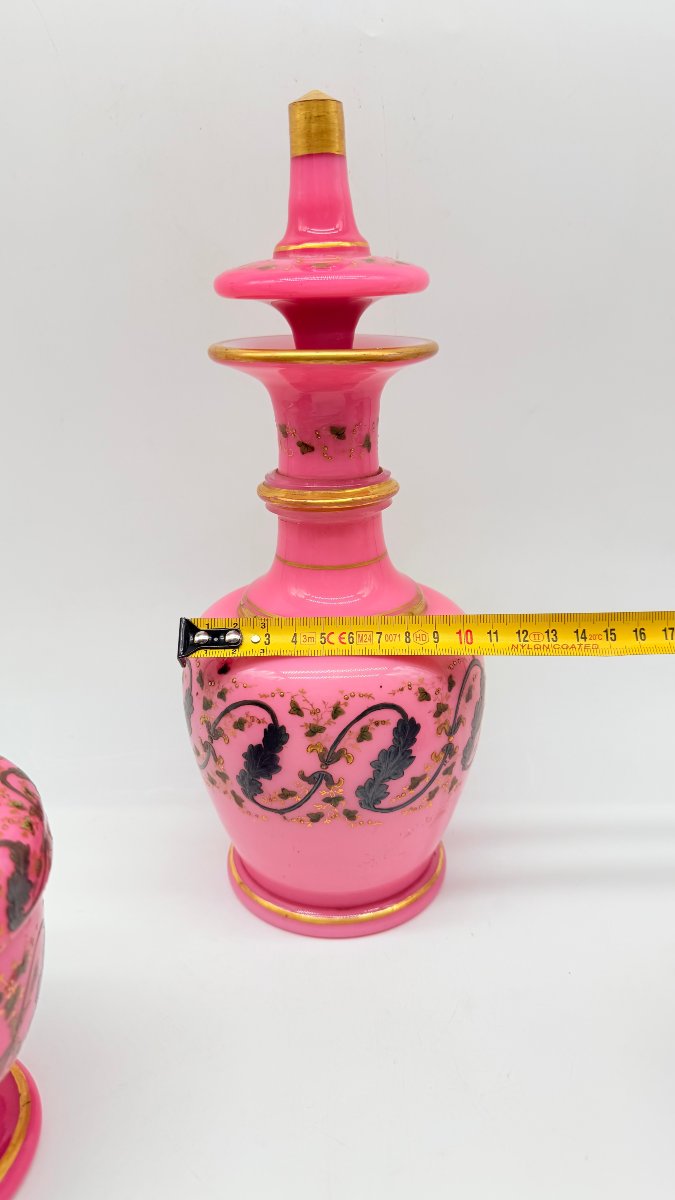 A French Pink And White Opaline Glass Toilette Garniture, Napoléon III Period-photo-6