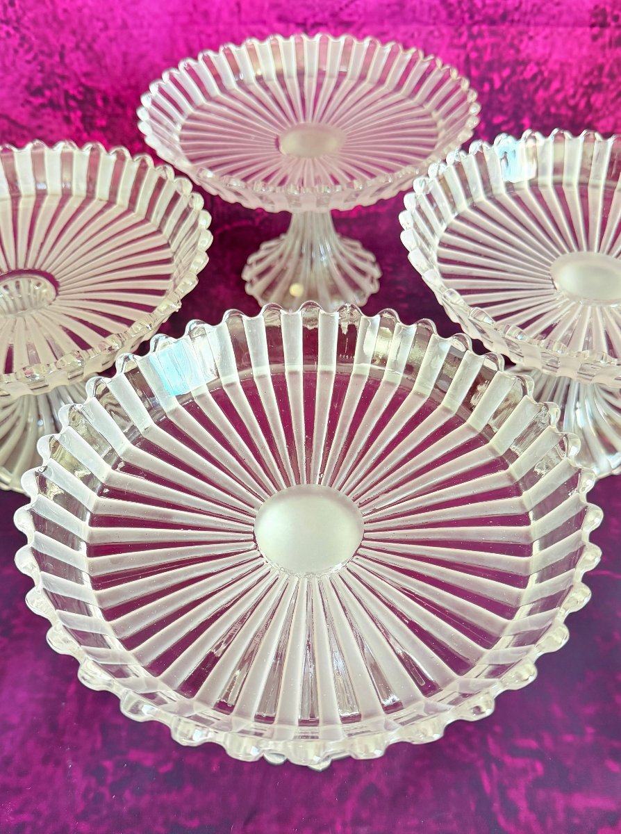 Baccarat Frosted And Molded Crystal Pedestal Bowl Set. Signed-photo-3