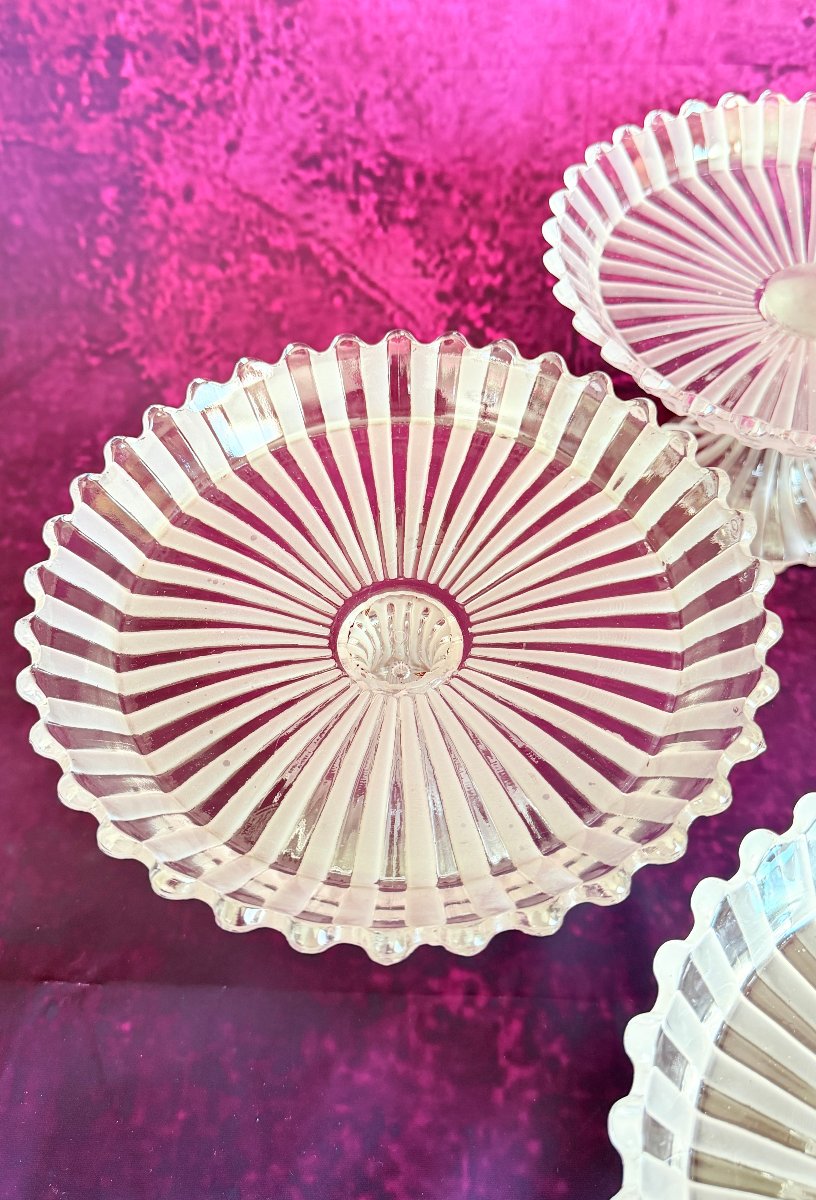 Baccarat Frosted And Molded Crystal Pedestal Bowl Set. Signed-photo-4