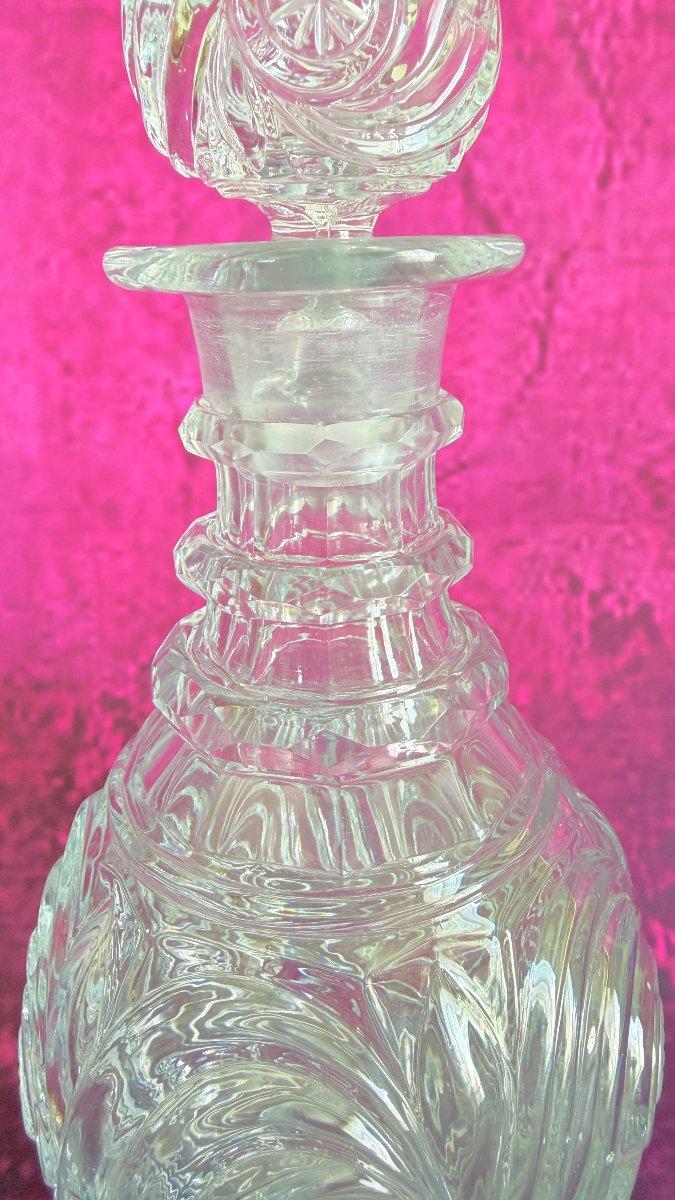 Baccarat Moulded Crystal Decanter With Swirl Decoration-photo-4