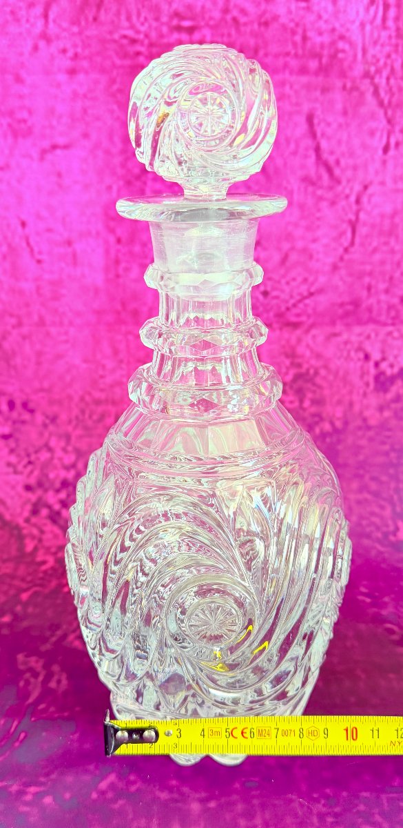 Baccarat Moulded Crystal Decanter With Swirl Decoration-photo-5