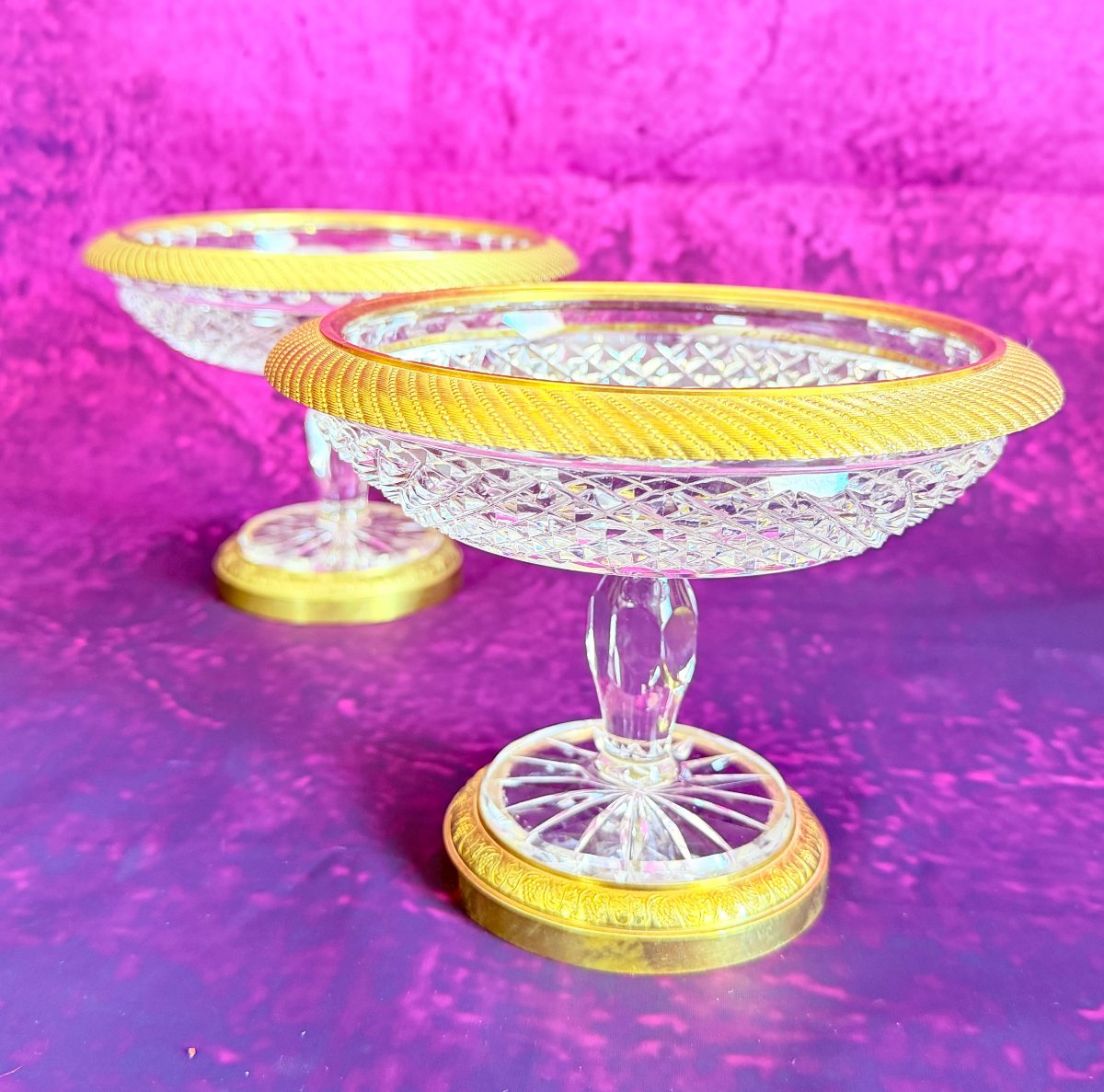 Paire de coupes en cristal taillé Baccarat Charles X avec montures en bronze doré-photo-2