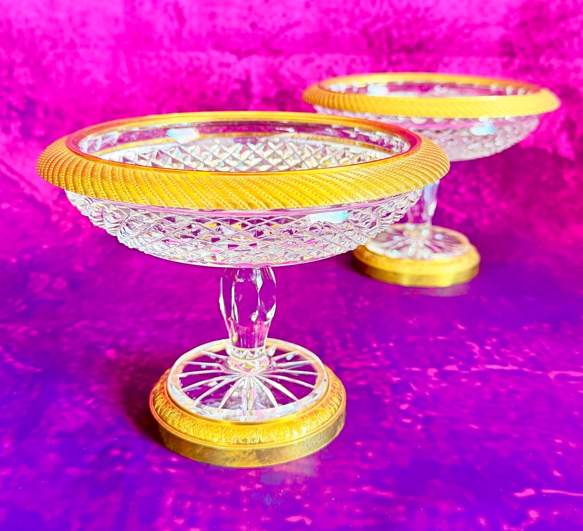 Paire de coupes en cristal taillé Baccarat Charles X avec montures en bronze doré-photo-3