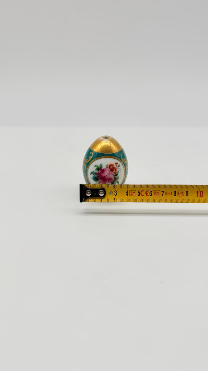 Œuf de Pâques russe en porcelaine à bouquet floral, Manufacture Impériale Russe -photo-3