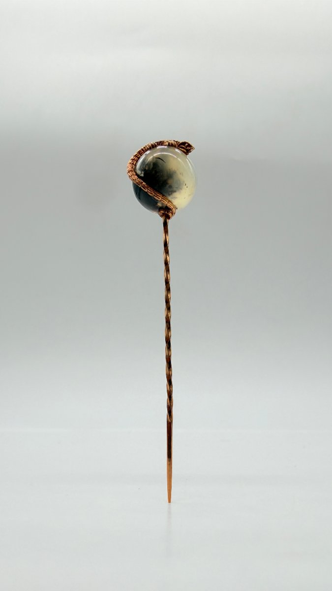 A Late 19th Century Rose Gold And Dendritic Agate Stickpin, In The Manner Of Fabergé-photo-2