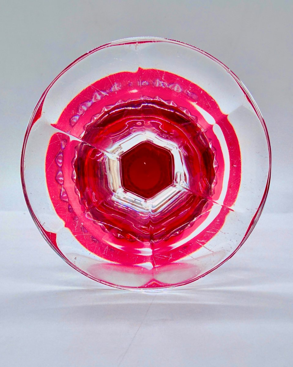 19th-century Overlay Crystal Vase. Baccarat Val Saint-lambert. Signed-photo-1