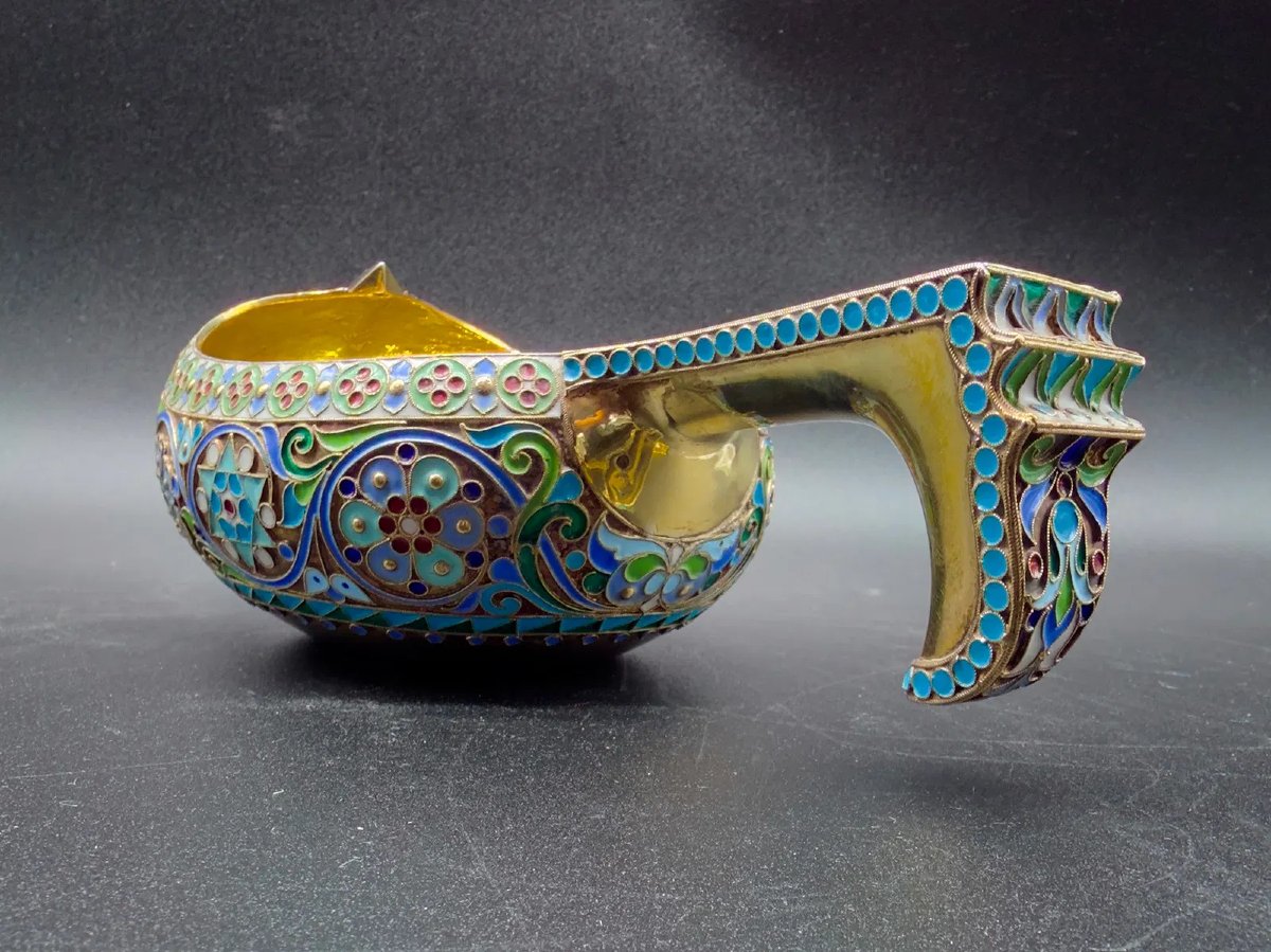 Maison Ovtchinnikov, Moscou, kovsh en vermeil et émail cloisonné polychrome, 1911-photo-3