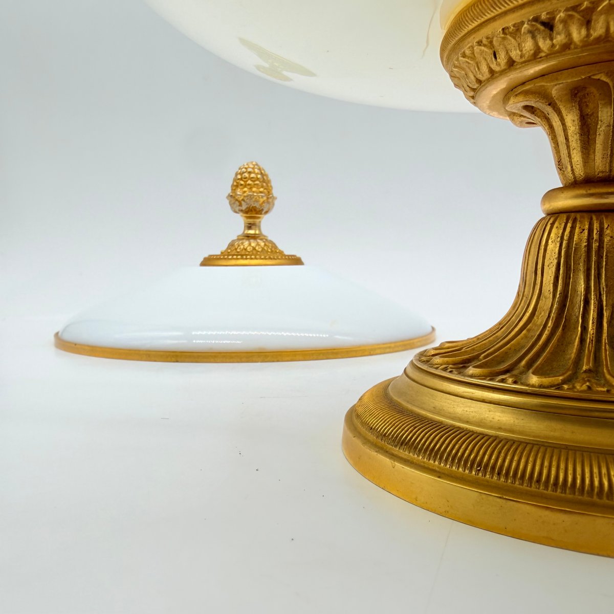 French 19th-century Mounted Opaline Glass Covered Bowl-photo-6