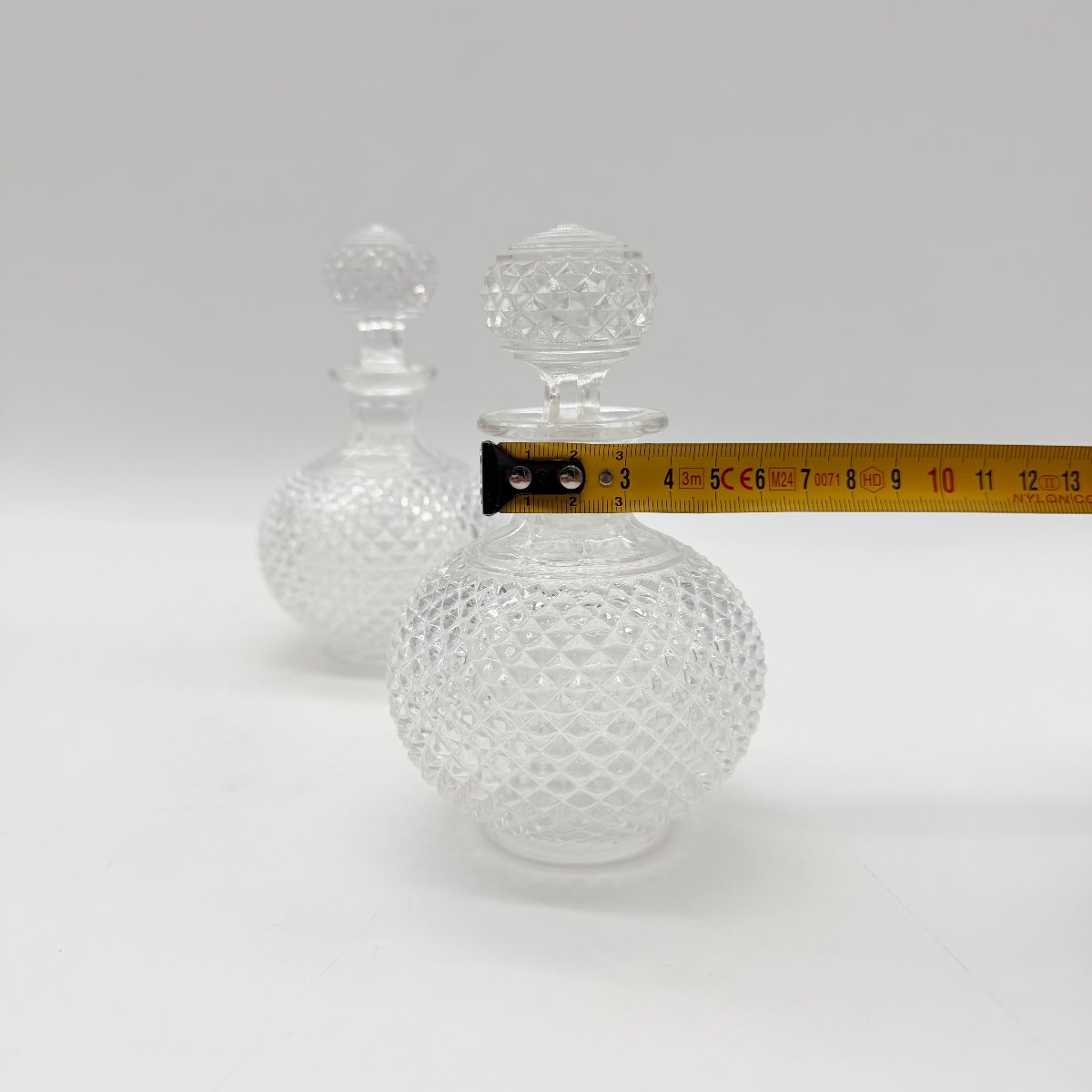 Pair Of Baccarat Late 19th / Early 20th-century Diamond-cut Crystal Scent Bottles   -photo-8