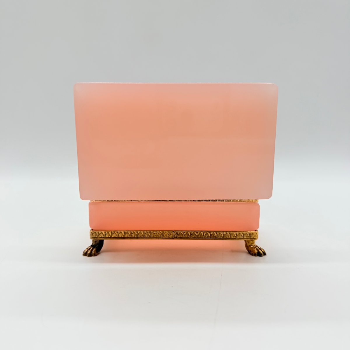 French Or Bohemian 19th-century Pink Opaline Glass Box   -photo-4