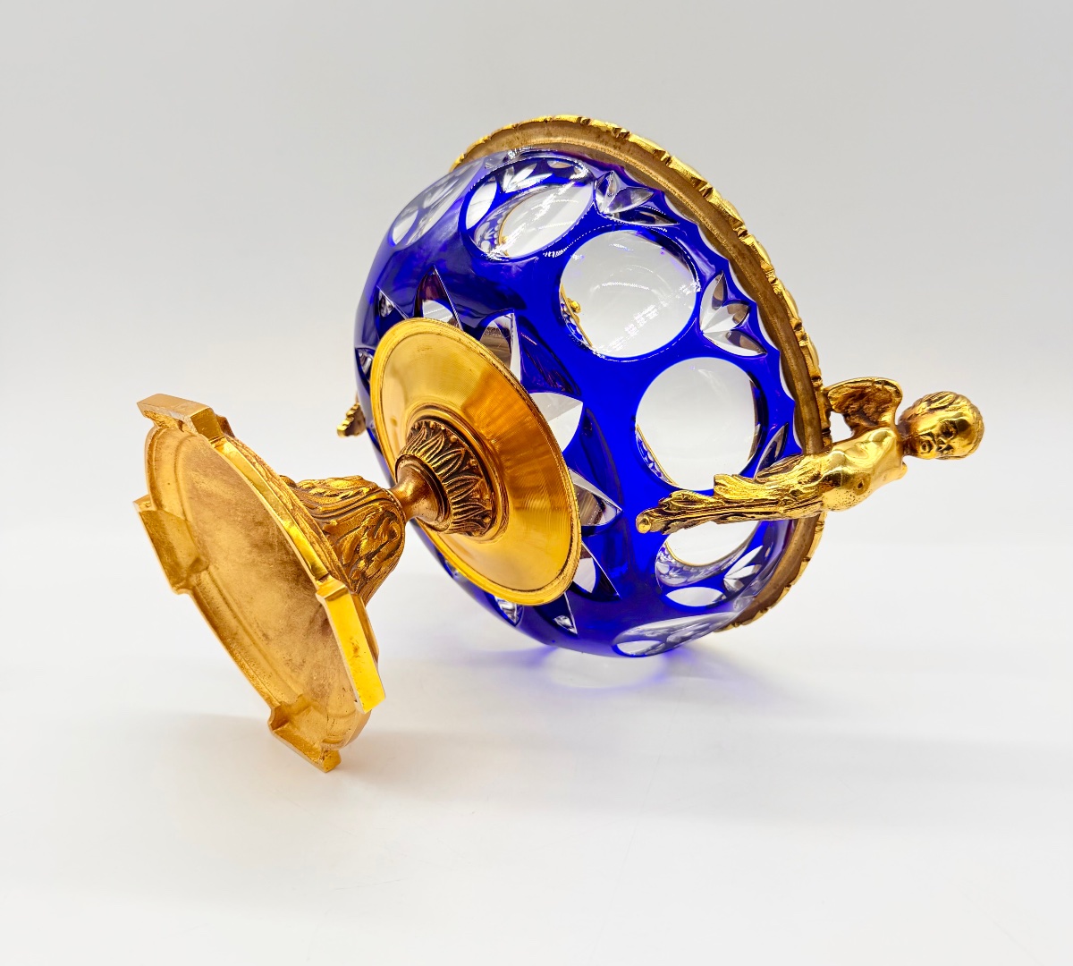 French 19th-century Mounted Cobalt Blue Overlay Crystal Centerpiece Bowl-photo-6