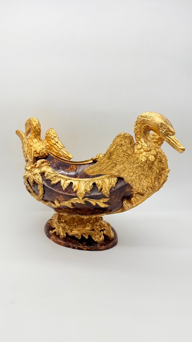 COUPE NAVACELLE OU SURTOUT DE TABLE EN MARBRE ET BRONZE DORÉ, STYLE LOUIS XV, XIXe SIÈCLE   -photo-2