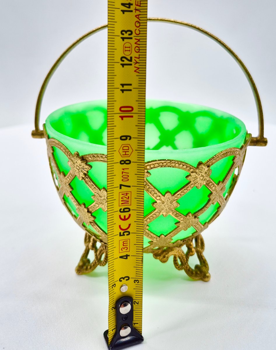 French Napoleon III Gilt Brass Mounted Green Uranium Glass (ouraline) Basket, Circa 1860-1870-photo-8