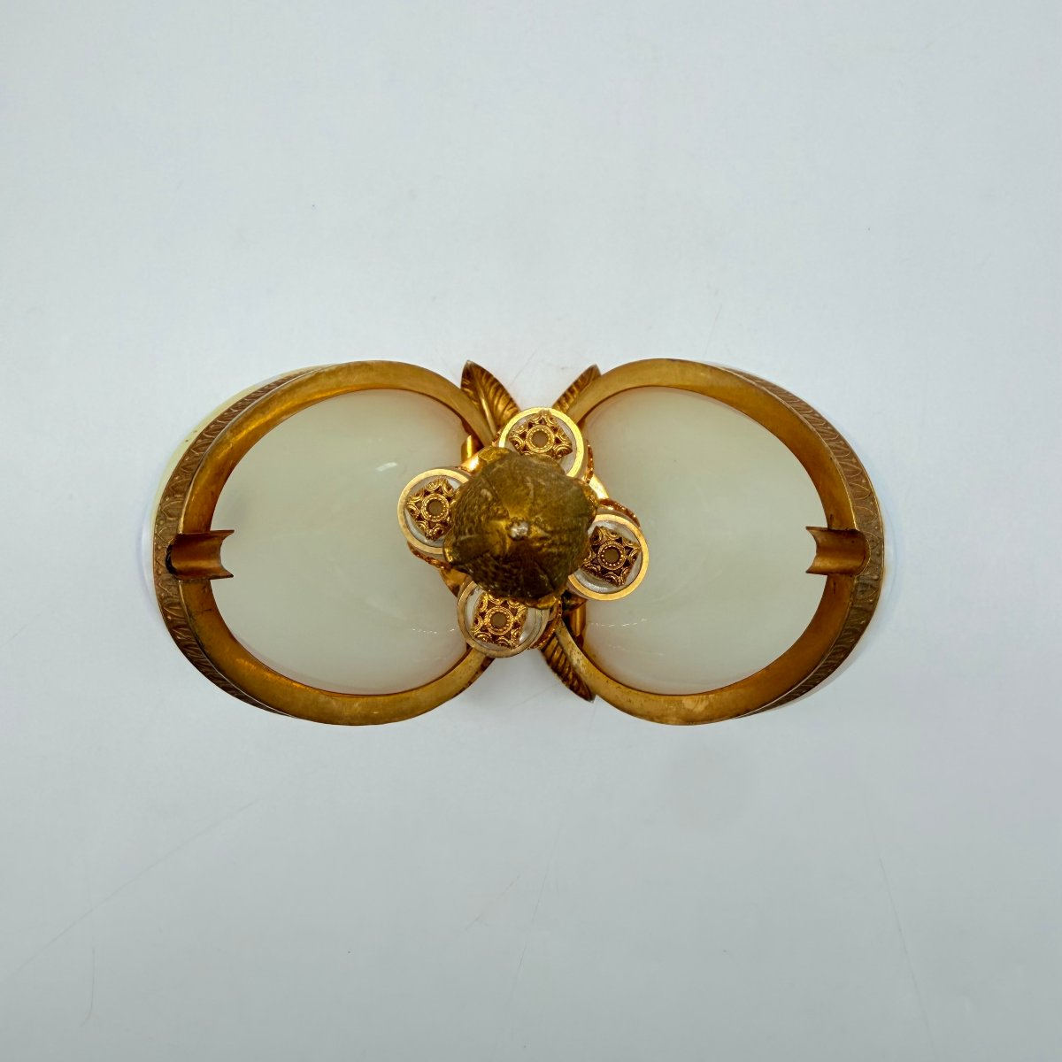 French Charles X / Restoration Period Gilt-bronze Mounted White Opaline Glass Egg-shaped Perfum-photo-4