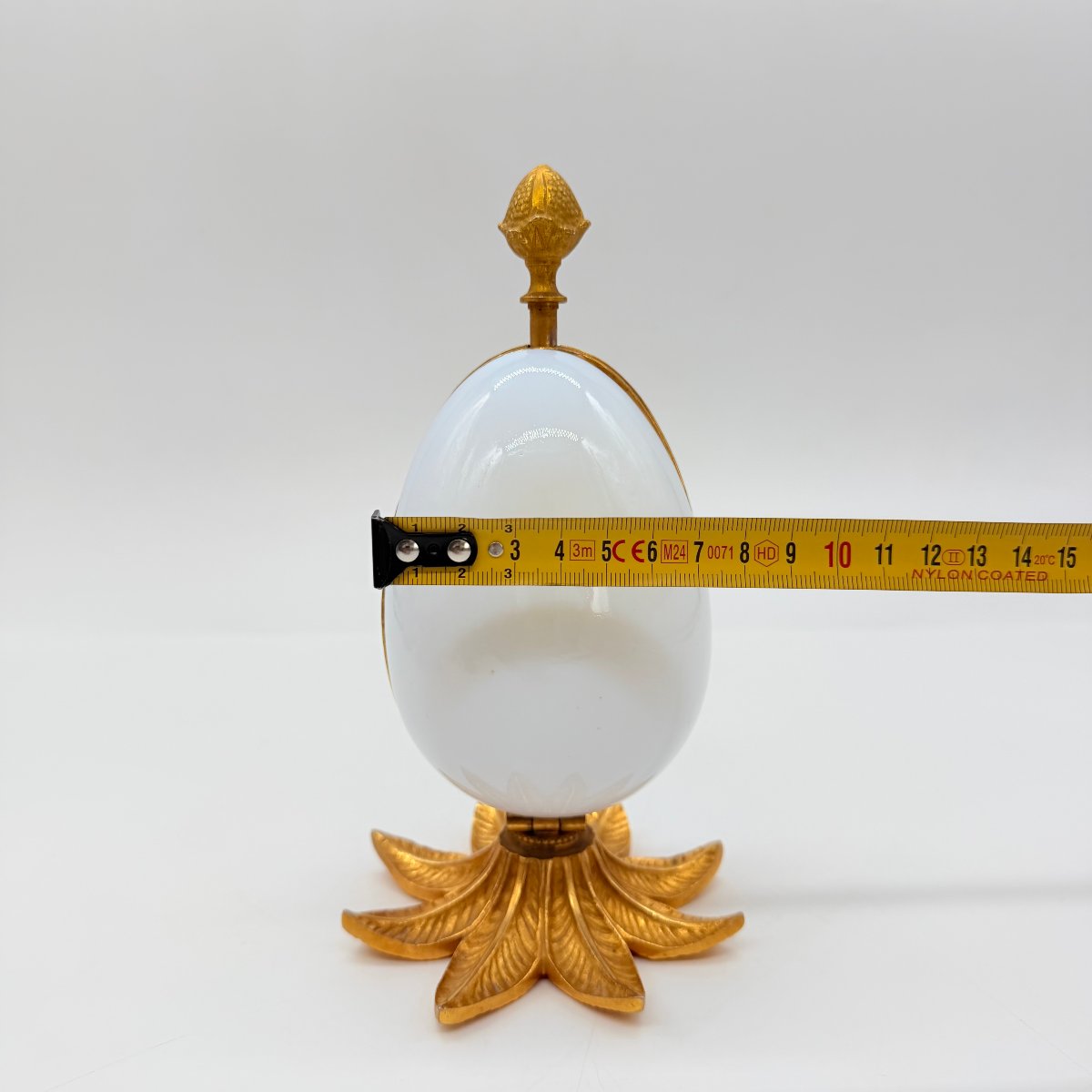 French Charles X / Restoration Period Gilt-bronze Mounted White Opaline Glass Egg-shaped Perfum-photo-8