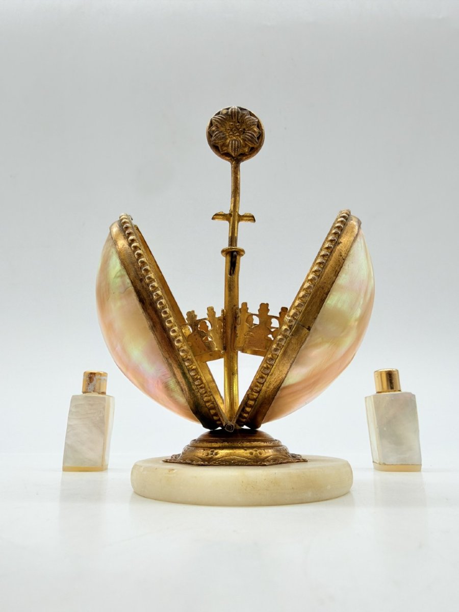 French 19th-century Mother-of-pearl Egg-shaped Perfume Caddy On Alabaster Base-photo-6