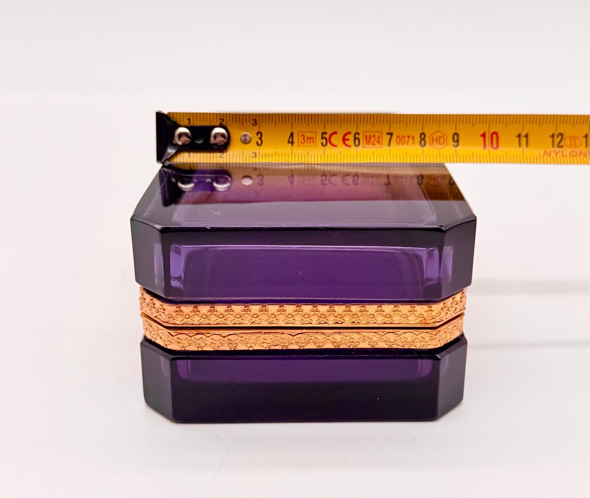 French 19th-century Amethyst Cut Glass Trinket Box-photo-8
