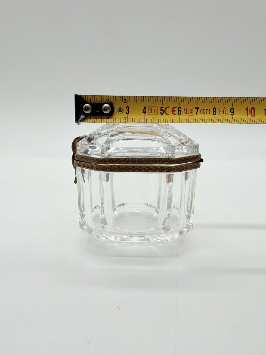 Small Art Deco Octagonal Cut Crystal Box With Metal Mount, Circa 1920-1930 -photo-7